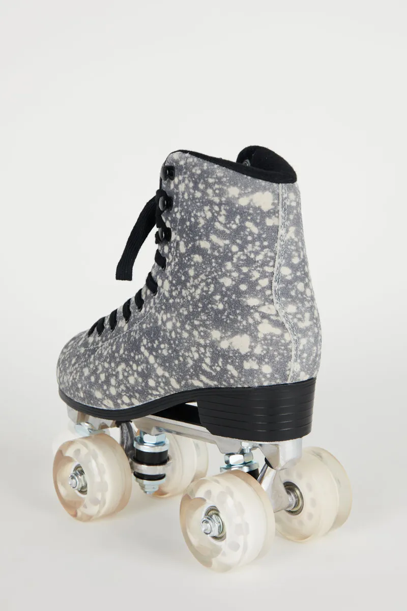 BLEACH OUT ROLLER SKATE Black Galaxy