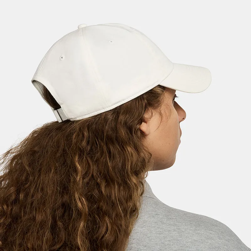 Nike Unisex Club Unstructured Futura Wash Cap